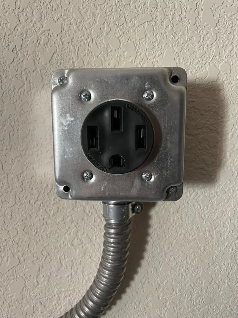 NEMA 14-50 outlet installed for Electrical Panel Upgrade in Snohomish